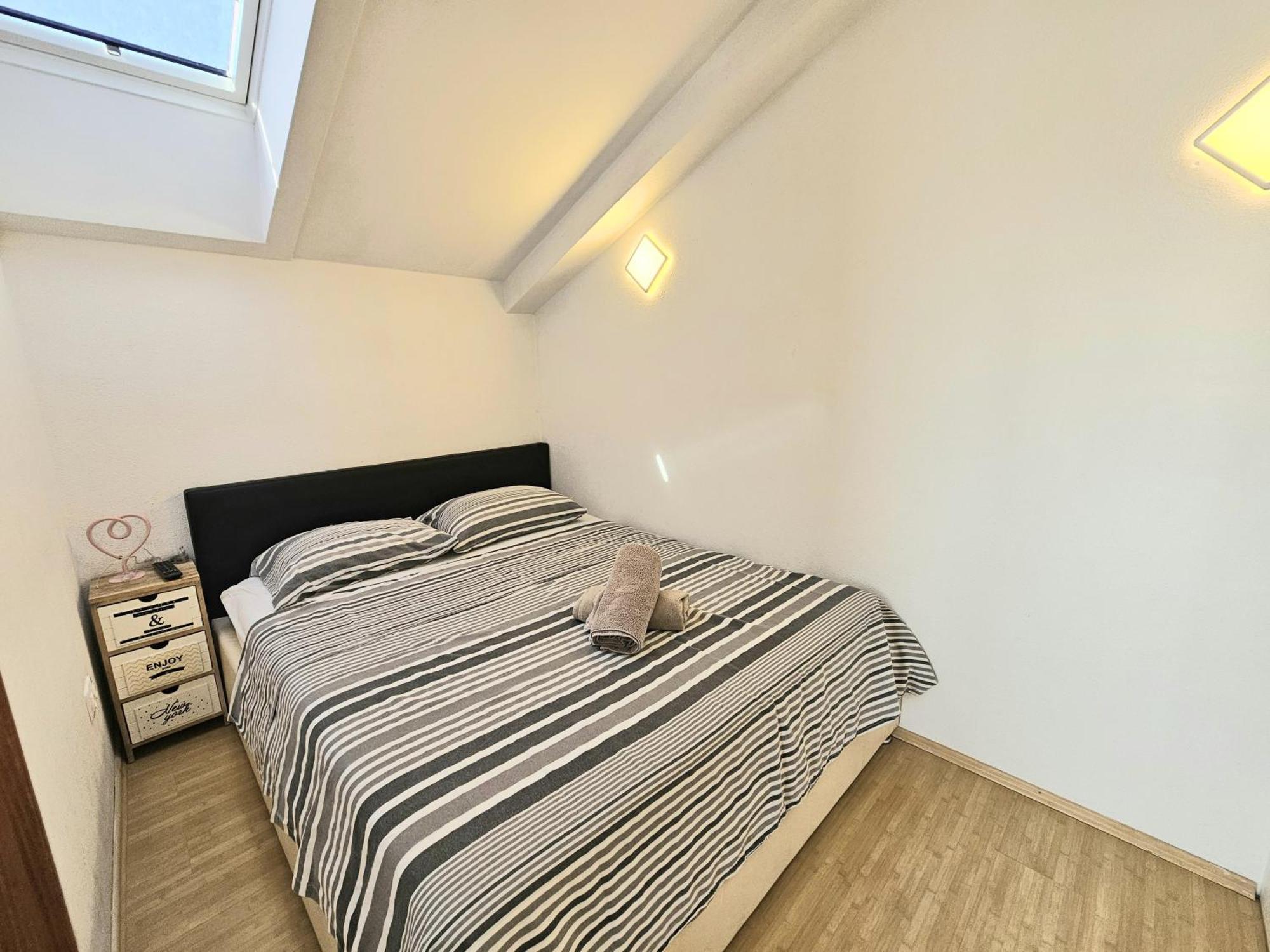 Apartment Zara 比奥格勒·纳·莫鲁 外观 照片